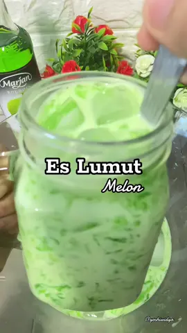 Es lumut melon #ideberbukapuasa #minumanviral #fyp #tiktokmela #marhabanyaramadhan 