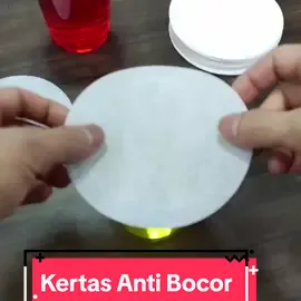 satu lagi ada barang yang sekarang banyak dipakai oleh cafe cafe dan coffee shopp coffee shop.. kertas anti bocor gelas/cup untuk take away ataupun delivery sehingga minuman aman tidak tumpah2 dalam perjalanan atau pengantaran.. #CelebrarDeMulherParaMulher #justinfo #cafe #coffee #travel #videotiktok #education 