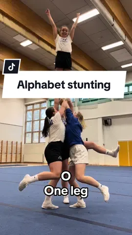 Alphabet stunting 🔠 What was your favourite ?🤪🤪 #suomicheer #allgirl #groupstunt #level7 #cheerleading #abc #fun #funny 