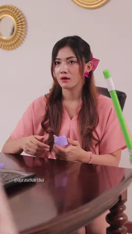 Susahnya punya suami HEDON! Untung pake G2G hemat banget. #SerialTikTok #TikTokTainment #TikTokSeries #TikTokSeriesFuture #drama #aurasekartika #suneedaycreative #dramatiktok #viraltiktok #kehidupan #suamiistri #kantor #karyawan #selingkuh #cantik 