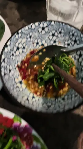 rau muống luộc chấm nước mắm tỏi ớt