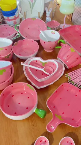 Bộ bát đĩa dâu hồng dễ thương #timhong#dauhong#gomsu#teugao##ceramix 
