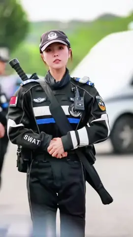 Location: Ruyang County, Henan Province, China. #chineseswat #chinesepolicewoman #swatofficer #chinaswatofficer #chinesepolice #ruyang #henan #china 
