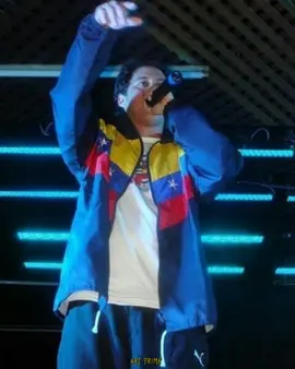 y las mujeres aquí están más buenas que la comida 😋 #canzoo #indigos #musicavenezuela #canserberoporsiempre💯 #canserbero #apaycan #canserberomusic #vidaymuerte #editvideolyricsarz 