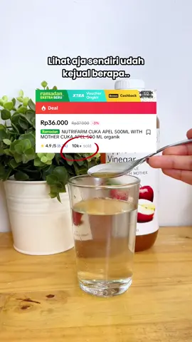 Yang mau sehat, konsumsi cuka apel yuk! Cukup 1-2 sdm aja tiap hari, dilarutin ke air hangat. Dicampur madu lebih enak! 😋 #cukaapel #applecider #applecidervinegar #mother #diabetes #asamurat #kesehatanpencernaan #polifenol #ramadanekstraseru #racuntiktok #nutrifarm #cukaapelmurah 
