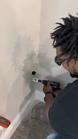 Does anyone else try to save money by doing it themselves? Sometimes if not all the time your work comes out even better than the so called “professionals”!. Now if something goes wrong with the camera or if you want to upgrade them you can easly access them. IDK, Theres something about someone asking “who did you hire to put them up” and you saying I Did. To me thats a flex 💪. #DIY #camera #fyp #handyman #tools #drill #security #eufy #security #magnetfishing #work #homeowner #Home #fyp #fypage #parati #construction #setup #homeimprovements #entertainment #MomsofTikTok #momlife #motivation 