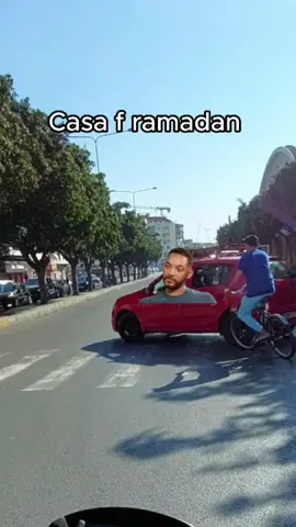 Wa freiiiiiniw 😂😂 #3aaan #motorcycle #casablanca  #morocco  #morocco🇲🇦  #funny  #funnyvideos  #bikelife  #gas  #essence  #maroc  #maroc🇲🇦  #viral #Ramadan  #Ramadan2024  #casa  #edits  #moultaxi  #fyp #fypシ #viralvideo #moto