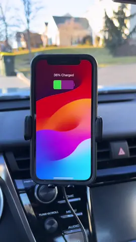 I love this thing #TikTokShop #ttshop #phoneholder #Tech #deals #CapCut