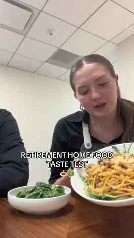 it was actually good i ate most of it🍝🥗 #foodreview #foodtasting #foodreviews #Foodie #dinnerwithme #foodhaul #foodtaste #work 