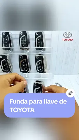 FUNDAS PARA LLAVES DE TOYOTA #toyota #hilux #corolla #fortuner #yaris #toyotahilux #toyotacorolla #funda #llaves #elegancia #lujo #nissan #mazda #hyundai #kia #bmw #automotriz #automotive #coche 