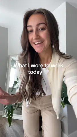 another groundbreaking neutral aritzia work fit 😅 #workoutfit #aritziaoutfits 