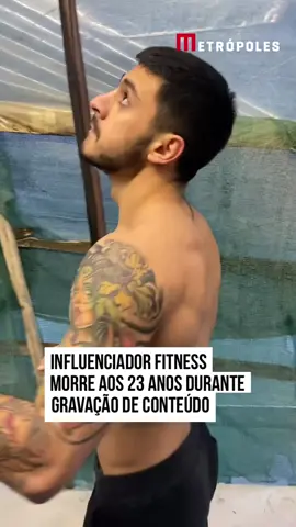 Na última quarta-feira (13/3), m0rreu Giorgi Janelidze, influenciador fitness mais conhecido como Tzane. O rapaz de 23 anos, radicado na Grécia, caiu da varanda de um prédio abandonado, enquanto explorava uma cidade fantasma na Itália, ao lado de amigos. As informações são do NY Post. O falecimento foi confirmado por Chris Kogias, que estava com o digital influencer durante a aventura. “Tzane não está mais entre nós”, disse ele, segundo a mídia grega. “Ele nos deixou ontem à tarde durante a viagem que fizemos à Itália. Por favor, ore conosco para que sua alma descanse em paz”, disse. #Metrópoles #TikTokNotícias