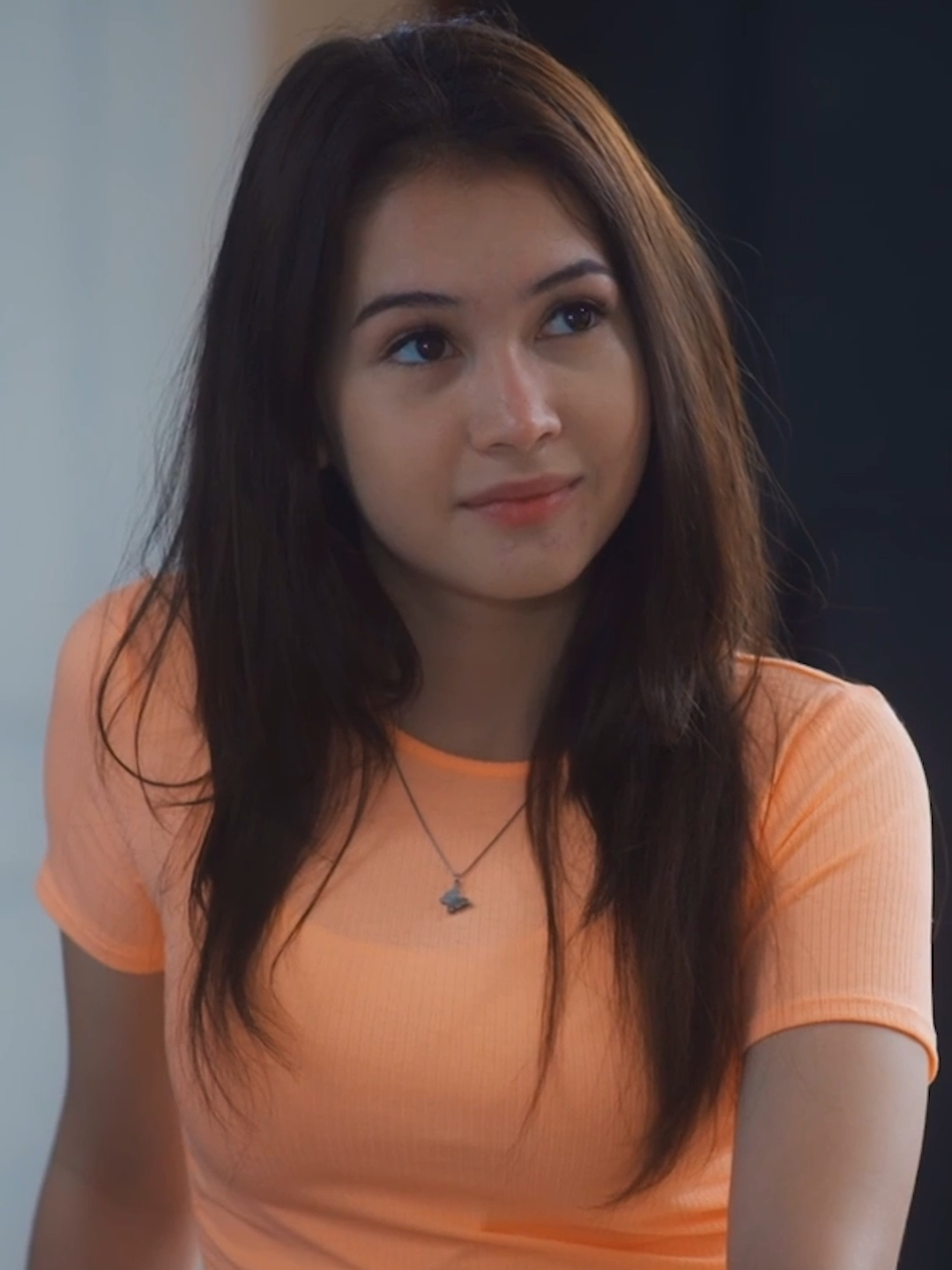 Kenapa sih cakep bet manusia satu ini 😩 VIU 3BLN 15RB AJA LINK DI BIO YA #sandrinna #sandrinnamichelle #sandrinnamichelleskornicki #sandrinnalovers  #juniorroberts #fattahsyach #harryvaughan #aryamohan #rafisanjaya #seriesindo #rekomendasifilm #rekomendasiseries #fyp #fypdong #fypage #fypfilm #filmindo #filmindonesia #seriesindonesia #privatebodyguard #privatebodyguard2 #privatebodyguardseries #privatebodyguarddiviu #zeniazein #annisakaila #fypシ #privatebodyguardeps5  #privatebodyguardepisode5 