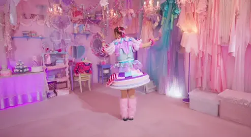 @しなこ🌷💜 @あいちゃんだぞ🐟💓 がプロデュースしたしなこワールドと言う曲のダンス動画です🫶🏻服とか背景ダンスなど可愛いすぎるので是非見てって下さい💕そしてたくさんいいねしていってください💓💓💓#しなこワールド #しなこ届け #しなこ大好き💭 #しなこおんりーわん #しなこしか勝たん #しなこっこ @しなこんちゃ🌷💜 