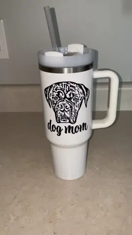 POV: youre a 40oz tumbler 🤣 #dayinmylife #40oztumblerwithhandle #40oztumbler #40ozwaterbottle #stanleydupe #dogmom #dogmom #voiceover #dayinmylifevlog #waterbottle 