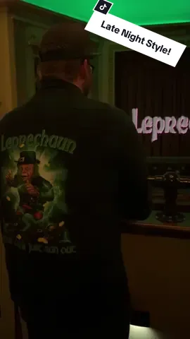 Late Night Shenanigans. #leprechaun #horrormovie #90shorror #warwickdavis #latenightmovie 