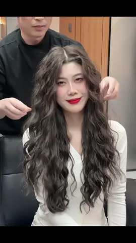 Em xinh. Em làm j củng slay😍#trakybinhtan #xoănhippie #nguyêntâm #hippie #xoănlười #uốntoc 