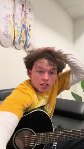 girl at the coffee shop 