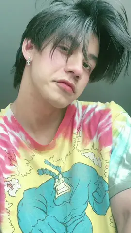 นึกถึงคนใส่เเว่นส้มละก็… 🫠#คนไทยเป็นคนตลก #เฮียฉีก 