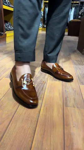 New formal shoes collection to place your order 03237757018 contact on whatsApp.  . . . . . . . . . . #shoes #formalshoes #formaldress #formallooks #shoestyle #leathershoesformen #menscollection 