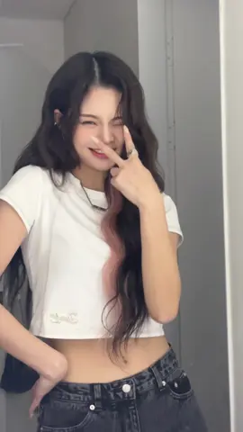 This song makes me so happyyyy🫶🏻✨