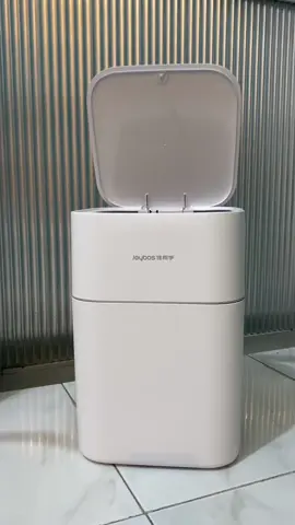 🛒  JOYBOS 15L TRASH BIN  I'm planning to put this sa play area ni Feli, love this better kase the Lid design will prevent the breeding of flying insects, and also prevent the overflow of odor in the trash can + hindi nakalabas yung pinaka garbage bag. Very functional, you can use it in living room, bedroom, kitchen, bathroom, at sa kung saan ka masaya 😂