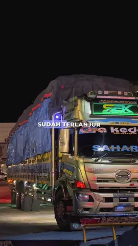 SAHARA || 7/3/2024 #CapCut #fypシ゚viral #fyp #pelabuhansemayangbalikpapan #semayangbalikpapan🙏😇 #bakoelbuah #sopirtruck #hino500 #hinomodifikasi #sumberkembangtrans #sbktrans #truck #trailer #supirlintas #lintaskalimantan 