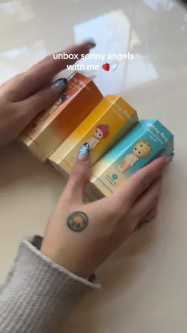 It’s an obsession at this point 🍓🍎 #sonnyangel #sonnyangelunboxing #unboxingasmr #unboxinghaul #blindbox #sonnyangel #sonnyangeltok 