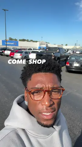 come shop with me at walmart. 😭😭 I always be getting something thats not in the list 