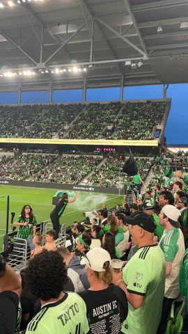LFG!!!!! @AustinFC  Beat @PhilaUnion 😤 #dale #MLS #verde #ATX #fyp #AustinFC #stonecoldsteveaustin #Soccer #NBTX #q2stadium #futbol 