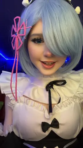 Im hanging out with my pookie! :3 #rem #remrezero #rezero #remcosplay #rezerorem #remrezerocosplay #fyp #fypage #foryoupage #viral #foryou #cosplay 