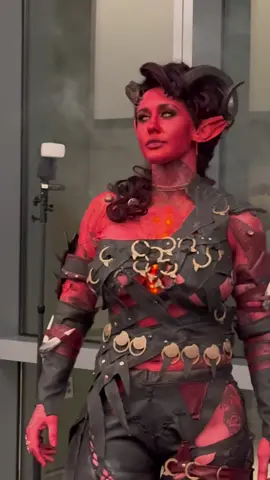 I have a few adjustments to do, but not bad for a buff queens return. #karlach #karlachcosplay #autumnivy #bg3 #baldursgate3 #cosplay #tiefling #musclemommy 