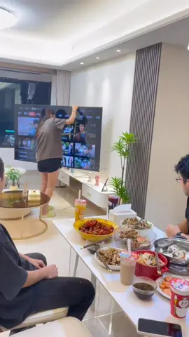 Buat ruang keluarga jadi lebih hidup dan menyenangkan bersama braket TV dalam keranjang, rumah tampil jadi lebih berbeda ramadan tahun ini #bracket #brackettv #brackettvlcd #brackettvmurah #brackettvstanding #brackettvled #braket #brakettv #brakettvuniversal #ramadanekstraseru #brakettvviral #serunyaberbagi 