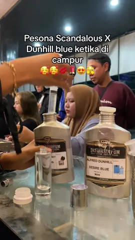 Aromanya banyak yang penasaran banget#parfumtiktok #parfumviral #parfumerecommended 