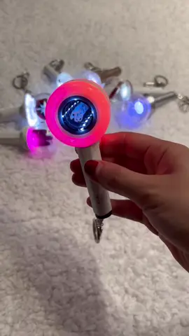 KPOPแท่งเรืองแสง! twice MINI light stick ver3 !!candy bong!พวงกุญแจแท่ง.ONCE!!#twice #twiceonce #kpop #lightstick #twicemomo#once #momo  #nayeon #twiceconcert #mina #sana #candybong #twice_tiktok_official 