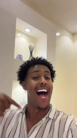 Anigu horena uma guursan Hadana guur doonimaayo 🤣🤣🤣 #qaysqeysar 