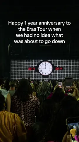 The intro gives me chills every single time #midnightstaylorswift #seatgeeksurprise #taylornation #taylorswift #swifttok #taylorswifterastour #erastouroutfit #eratour #TSTheErasTour #swifttok #taylorswiftedit #tstheerastourglendale #TsTheErasTourTaylorsVersion 