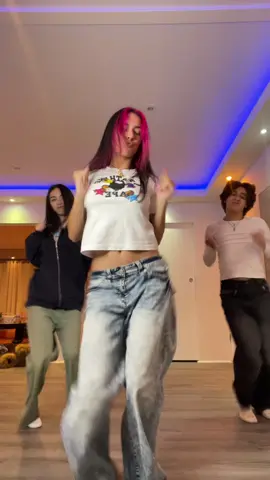 chucky really did go wild with this one!!!!!! dc @chucky gon wild 