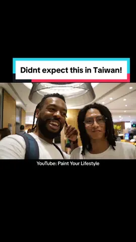 Came across a taiwan guy with Locs, how cool! #travel #cultureshock #taiwantiktokers #blacktravelfeed #curious #globetrotter #traveltiktok #talktostrangers 