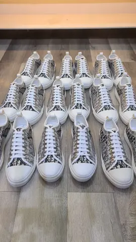 ae ưng mẫu kim tuyến này vào giỏ hàng nhé #giaynamhottrend2024 #giaykimtuyen#giaydior#kieudungstore #xuhuong 