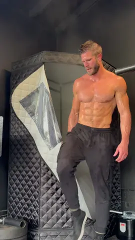 @thesaunabox has been an awesome way for me to get a good sweat in on a more regular basis. Huge fan! code DAVEY10 for 10% off  #sauna #heattherapy #saunabox 