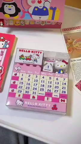 It’s not too late to change your calendar to a cute one😍✨💖#hellokittylover #hellokittycore #hellokittygirl #hellokittyforever #foryou #fyp #calendar 