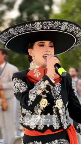Amo cantar “El Caporal” 🇲🇽  #VanessaRivera #México #cantante #singer #foryou #fyp #parati #musicaenvivo #mujermexicana #musicamexicana🇲🇽 #Elcaporal 