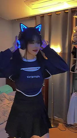 #dance #dancing #koreangirl❤️🇰🇷 #korean #fypシ #fyp #fy 