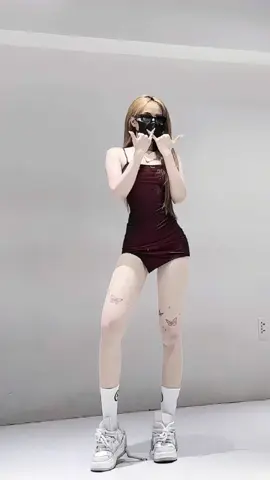 Vớ búm chứ hăm phải em xăm tr oi🥹#xuhuong #trending #tiktokdancevn dc:?