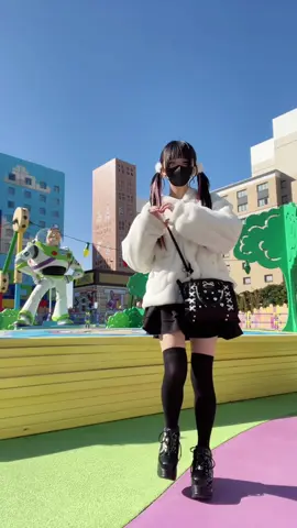 映ってる人全員身内です#地雷系 #地雷系女子 #地雷系女子と繋がりたい #地雷系と繋がりたい #量産型 #量産型女子 #量産型女子と繋がりたい #07 #08 #09 #関東 #友達欲しい #ディズニーランド #ディズニーホテル #トイストーリーホテル 