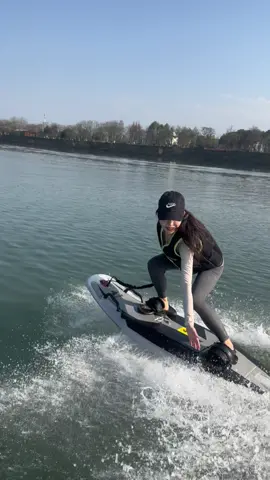 RUSH WAVE , Float on water #rushwave  #Surfing #surfboard #electricsurfboard
