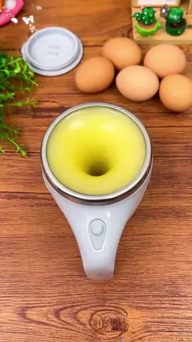 Cốc Khuấy Cà Phê Tự Động Thông Minh Bằng Thép Không Gỉ. #giadungthongminh #dogiadung #giadungtienich #giadungtrungquoc #giadung #thegioigiadung #xuhuong #xuhuongtiktok 