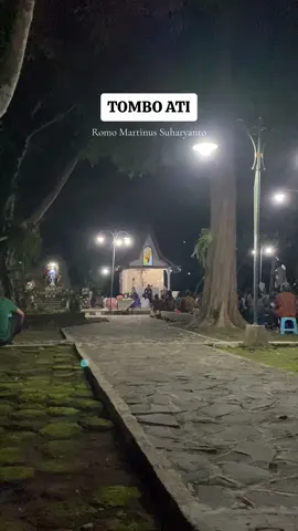 Tombo Ati versi Katolik Bulan Ramadhan dan menjelang hari Paskah kali ini bikin saya sangat terharu ya Tuhan 🥹 Salam toleransi buat semua umat muslim yang sedang menjalankan ibadah puasa yaa 🙏🤍 #katolik #yogyakarta #ramadhan #takjilramadhan #gunungkidul #xyzbca #fyp #paskah 