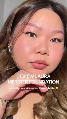 ok i get the hype 🥹👌🏼 #foundation #lauramercier #glowymakeup #foryou #makeup #lauramercierfoundation #fyp #gayaditiktok #highendmakeup 